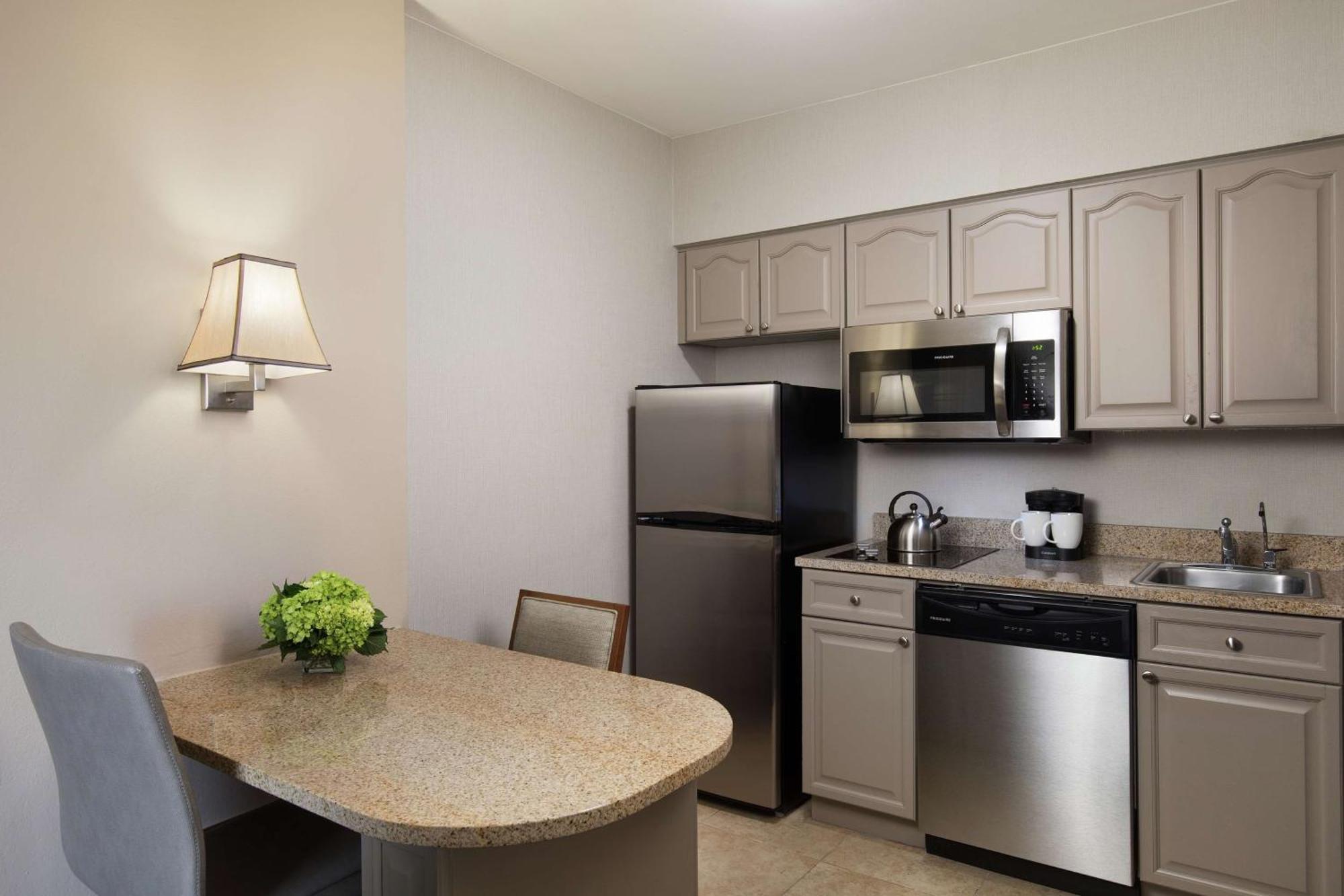 Homewood Suites By Hilton Lubbock Bagian luar foto