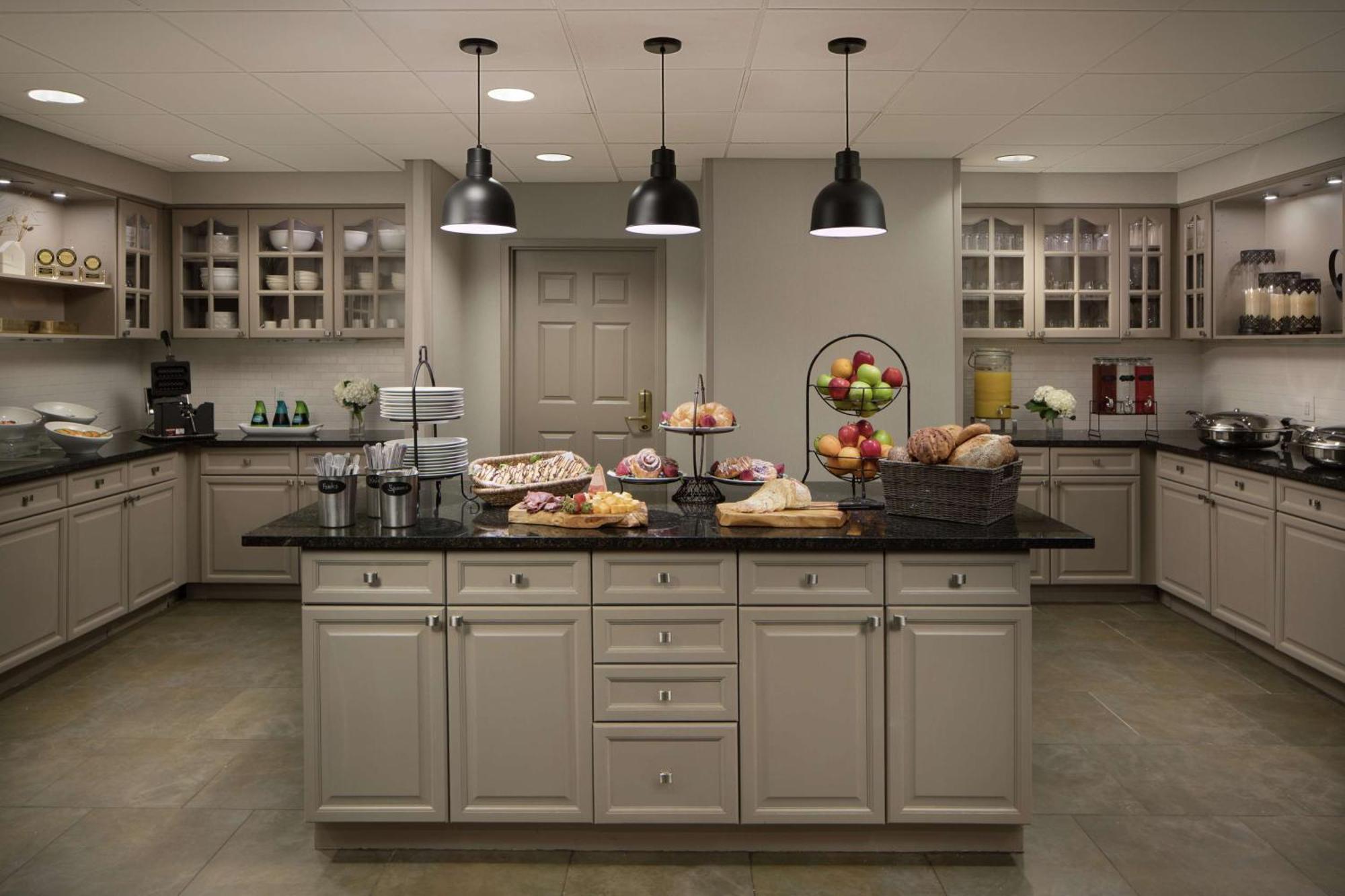 Homewood Suites By Hilton Lubbock Bagian luar foto