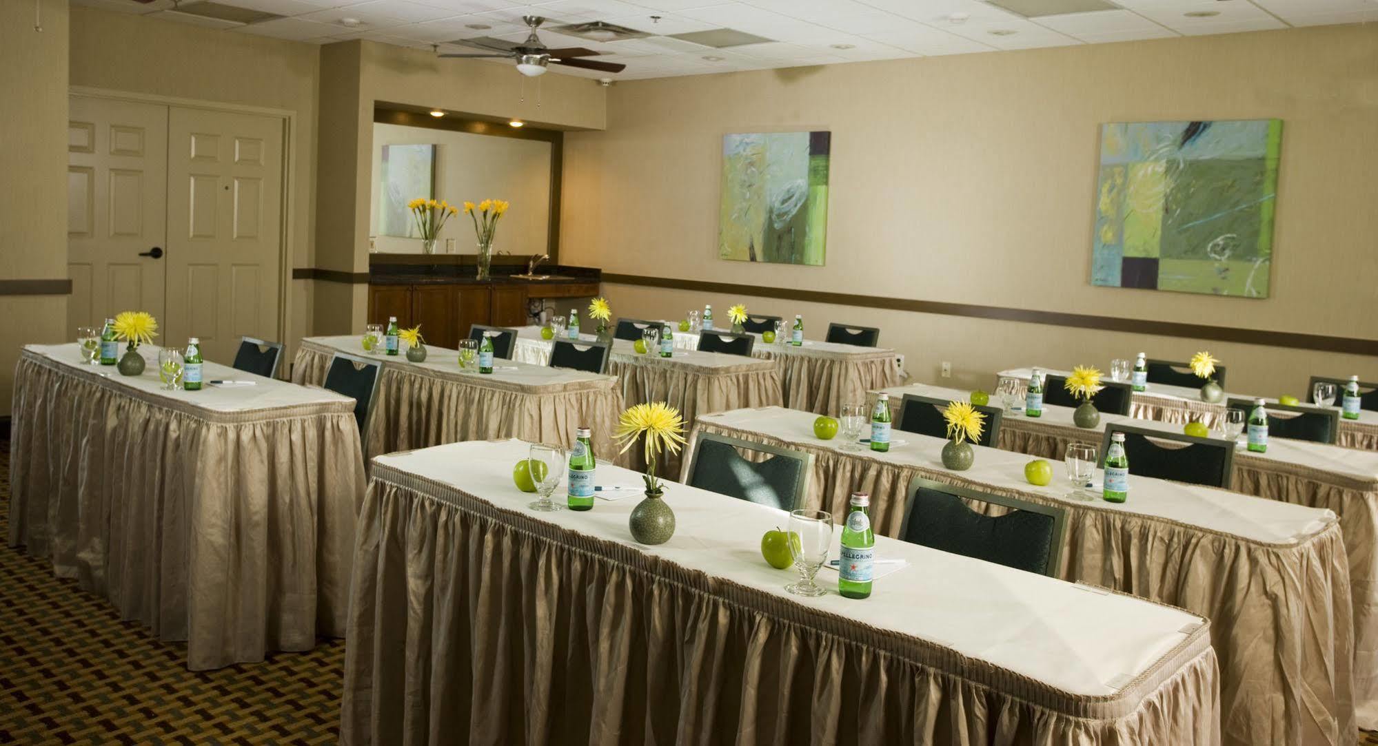 Homewood Suites By Hilton Lubbock Bagian luar foto
